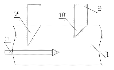 Furnace self-preheating oxygen-enriched burner with temperature-gathering type oxygen-enriched nozzle