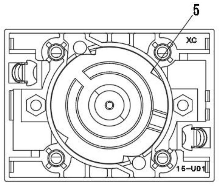 Operation transmission mechanism of DC isolation switch