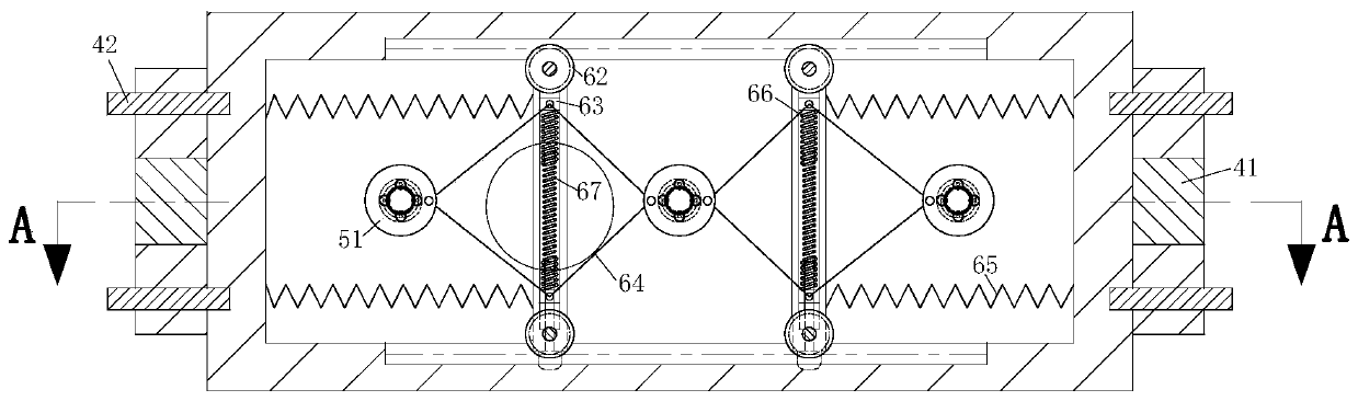 A concrete vibrating device for road construction