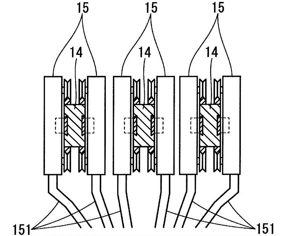 Flat knitting machine with loop forming tablet and its control method