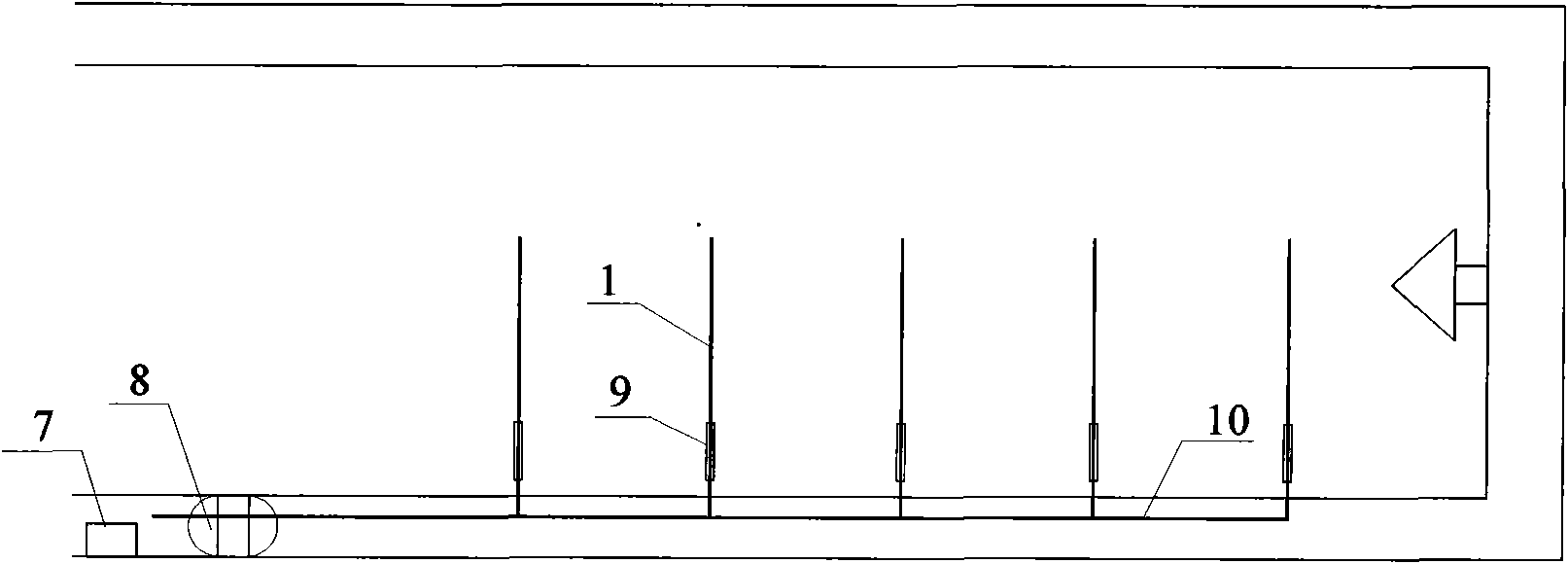 Directional fracturing permeability improvement outburst elimination method in coal mine and device thereof.