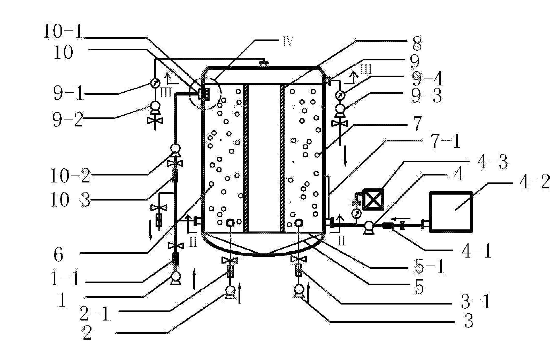 Fenton reactor and method for sewage treatment using the same