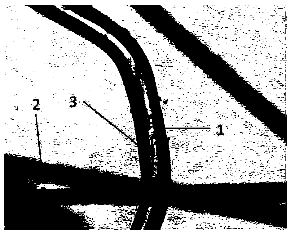 Ultra-light high-strength high-sound-absorption fiber-reinforced thermoplastic foamed composite board and preparation method thereof