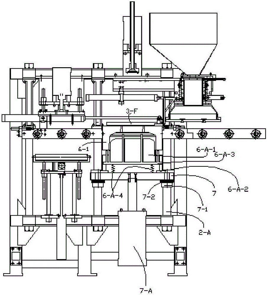 Casting mold manufacturing device