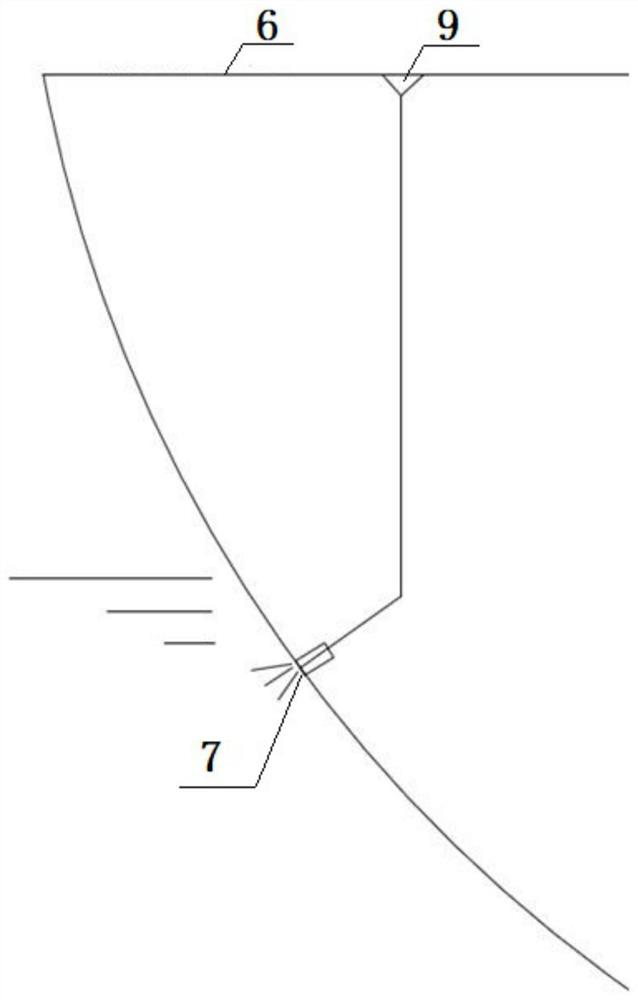 Ice melting pipeline and method for water falling opening of deck of LNG ship in ice area