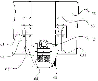 Car coupler for rail returning vehicle and rail returning vehicle