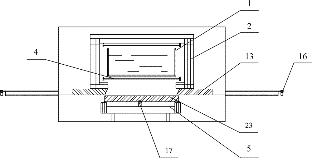 Polycrystalline ingot furnace and its hot door device