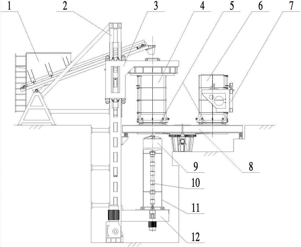 A kind of rising core rotary vibration extrusion forming pipe making machine