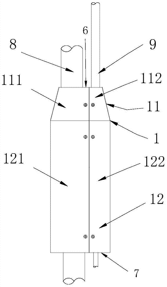 Vertical shaft traction cable clamp with guiding and avoiding functions