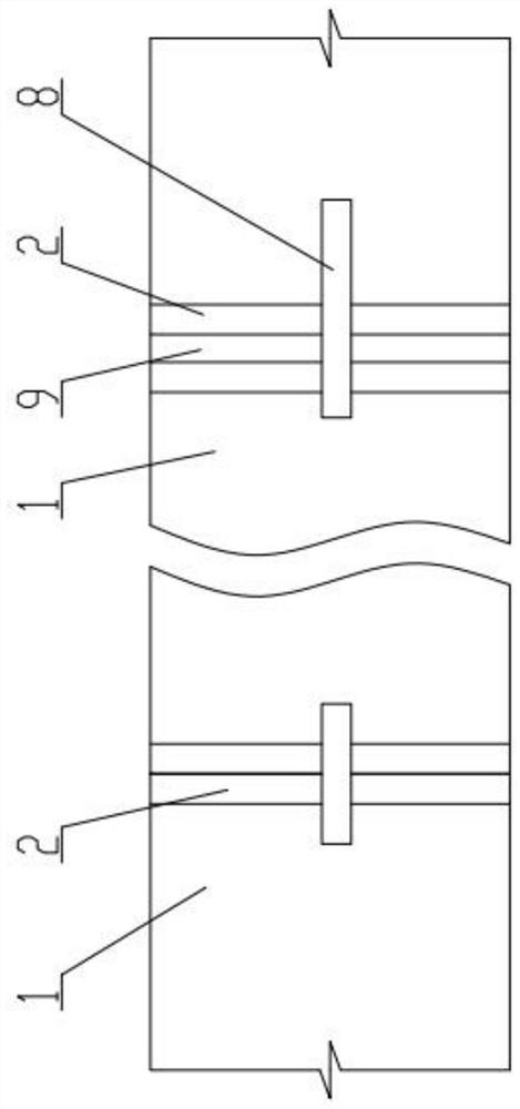 Adjustable building form convenient to install quickly and installation method thereof