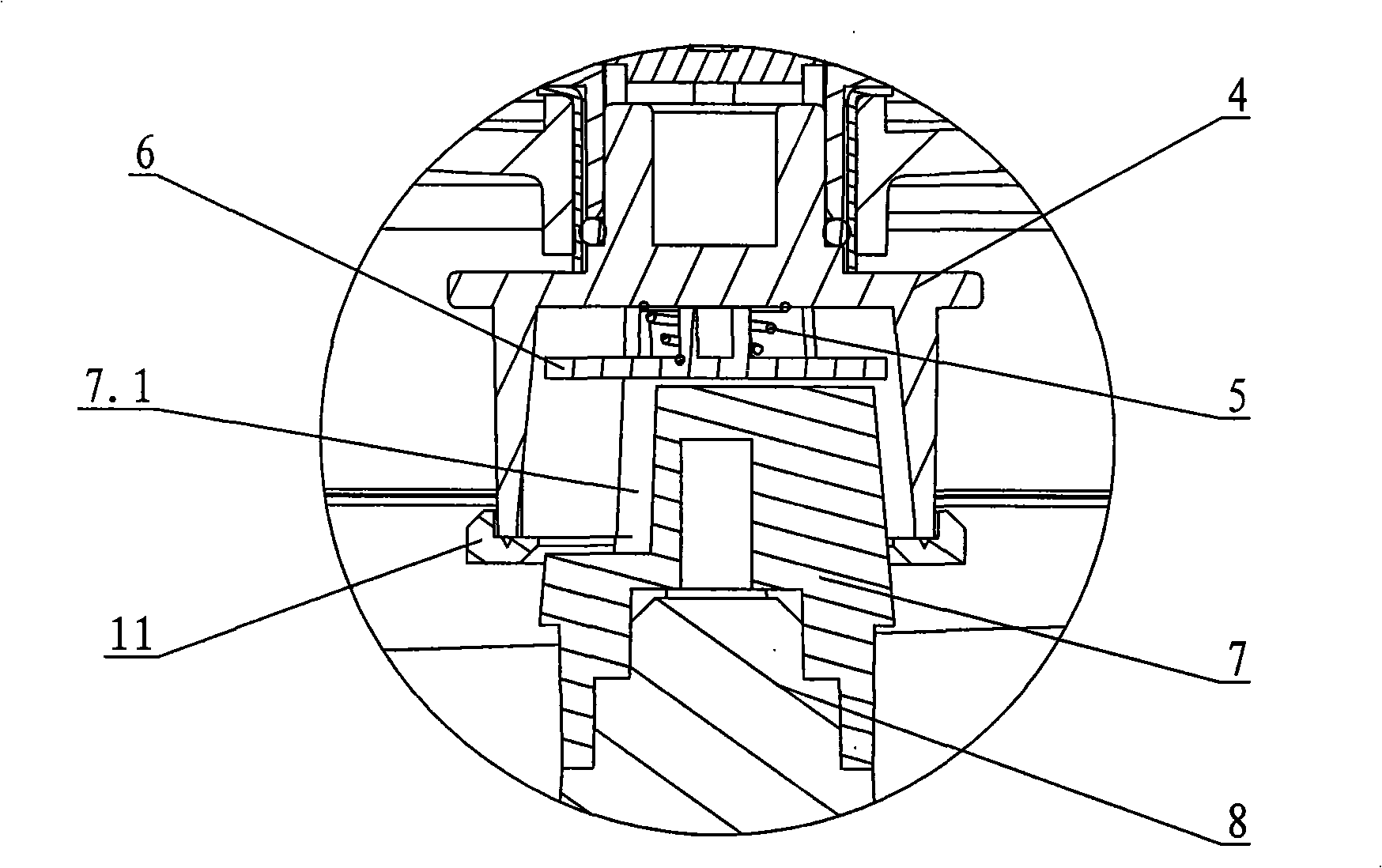 A cutter linkage structure of a mixing cup