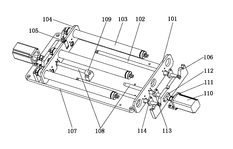 Automatic deviation correcting device used for flexible film conveying