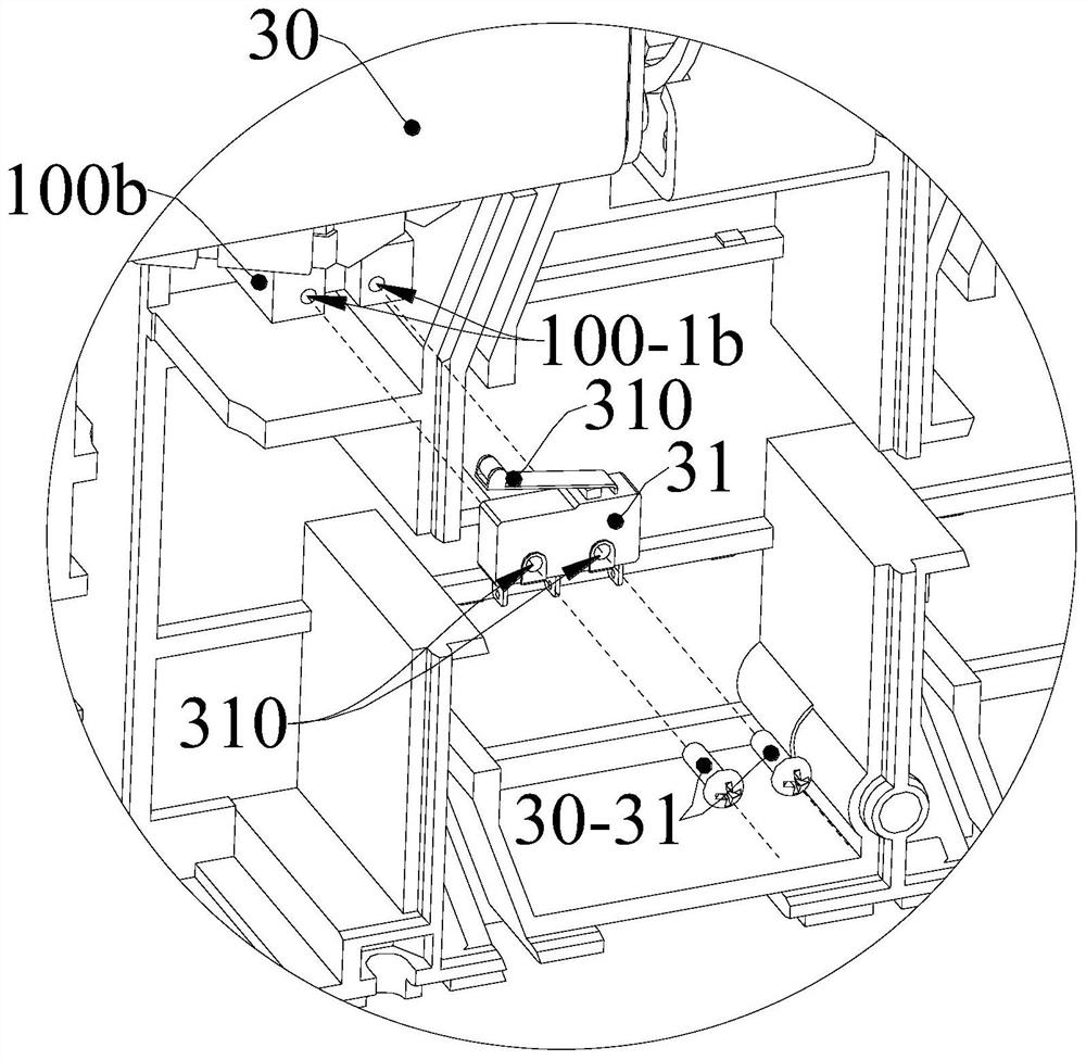 Energy storage operating mechanism of load circuit breaker and load circuit breaker