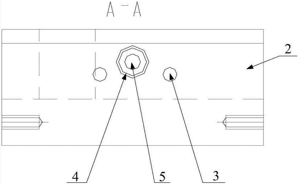 Device and method for measuring angle of tenon pressure surface of dovetail blade