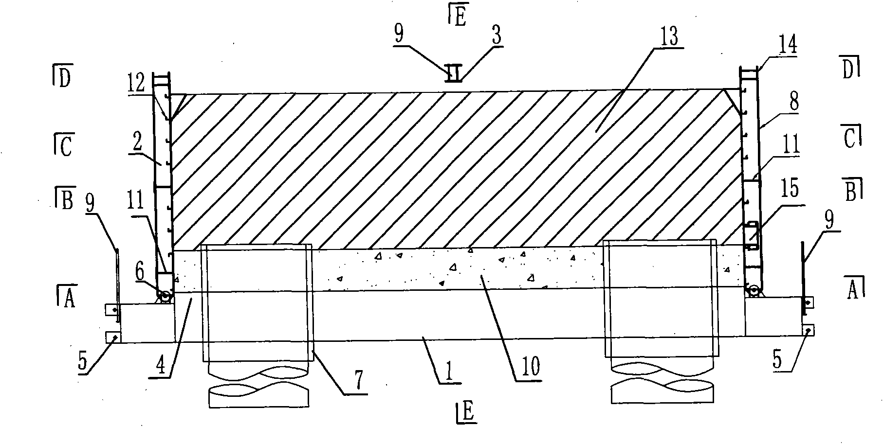 Construction method of marine self-floating type steel soleplate single-wall suspension box cofferdam and single-wall suspension box cofferdam