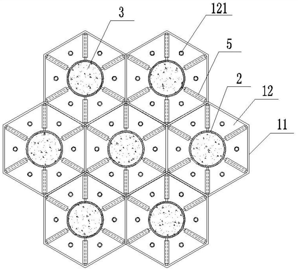 An integrated deep water foundation and its construction method