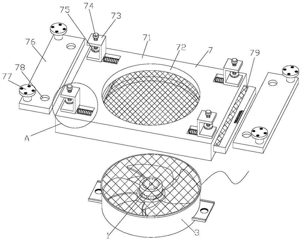 An auxiliary heat dissipation device for a power distribution cabinet in a power distribution room