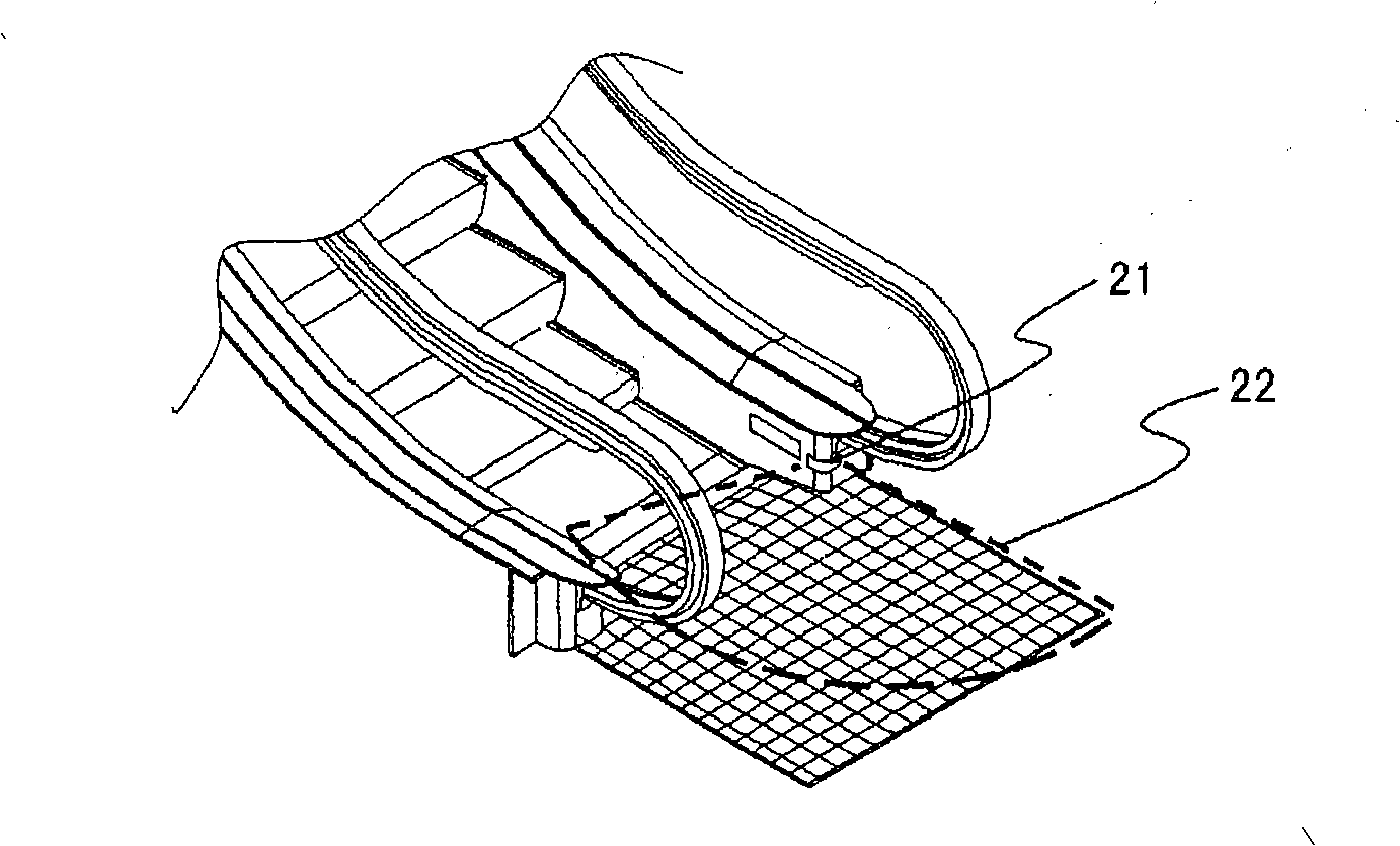 Safety apparatus and safety control method of passenger conveying apparatus