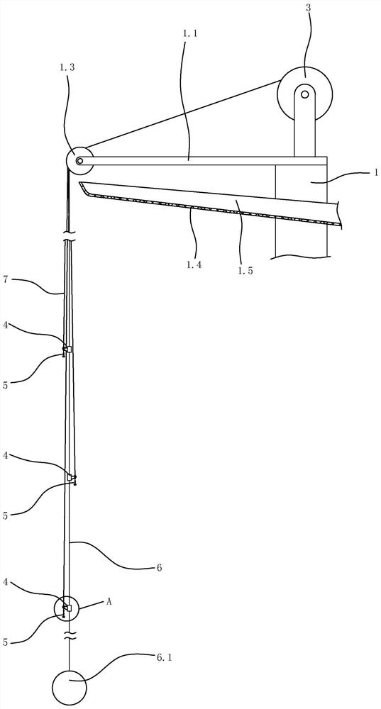 Automatic squid fishing device based on pressure information feedback