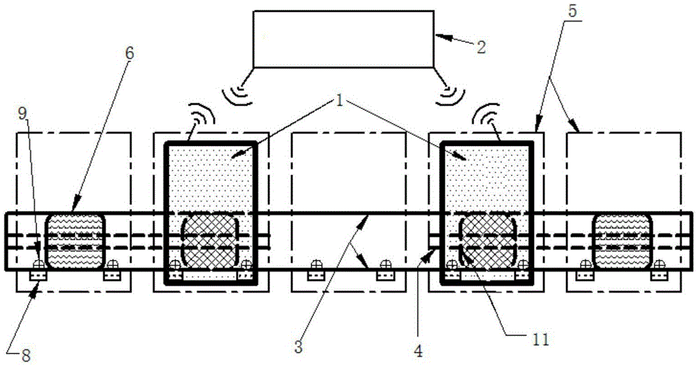 Multi-parking-stall movable type vehicle wireless charging device and control method thereof