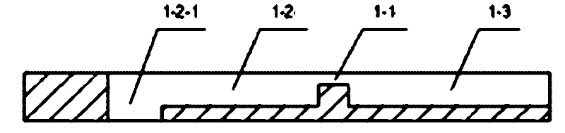 Double-liquid capillary micro-flow control valve in micro-flow control chip, and manufacturing method thereof