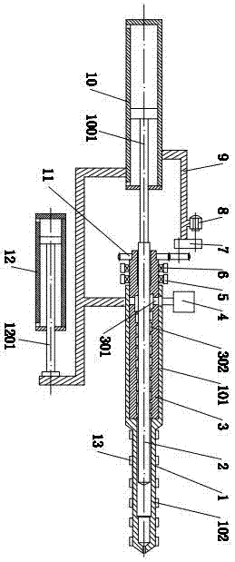 Inner groove screw and plunger coaxial injection molding machine