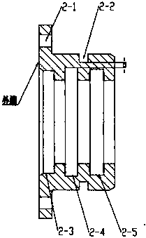 Combined cylinder cover with built-in separated gasket sleeve