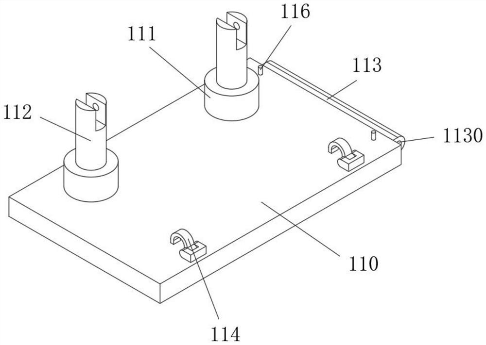 Artichoke essence discharging device capable of realizing accurate mixing and applicable to artichoke tea preparation