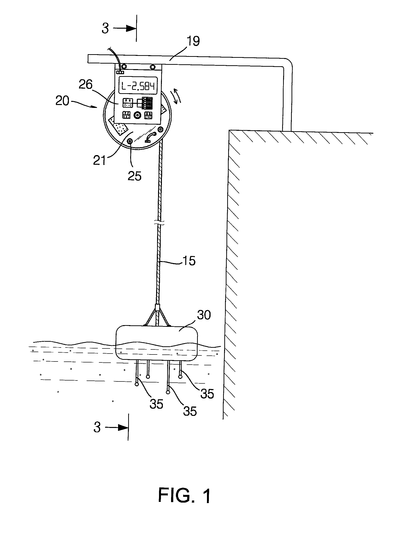 Water-monitoring apparatus capable of auto-tracing water level and non-contact signal relay for the same