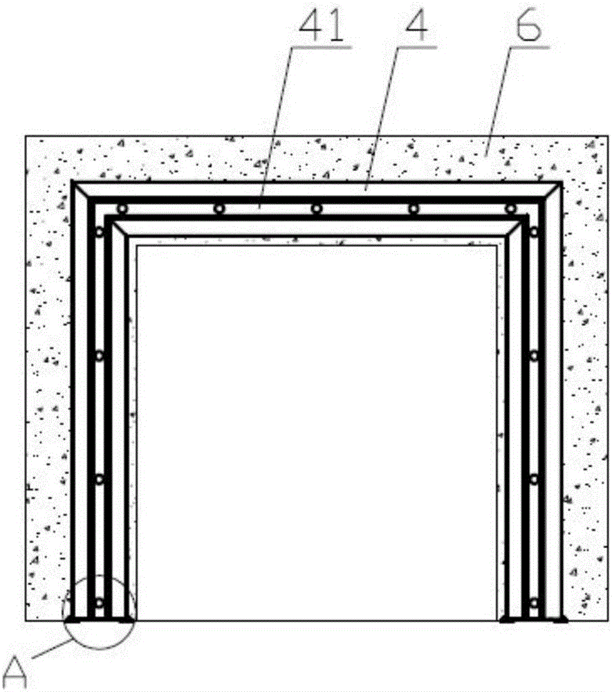 Self-sealing gate