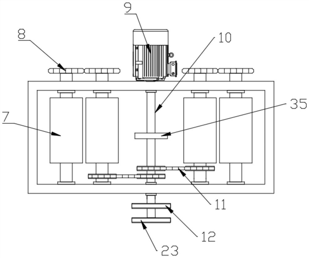 Energy-saving and environmentally-friendly waste paper crushing and recycling device