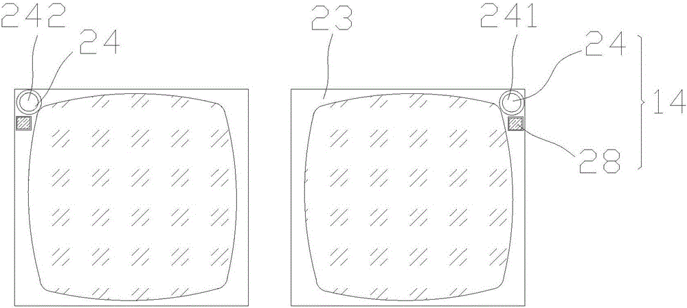 Near-to-eye display device capable of automatically measuring interpupillary distance and method