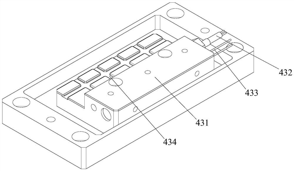 A tinning welding method for junction box