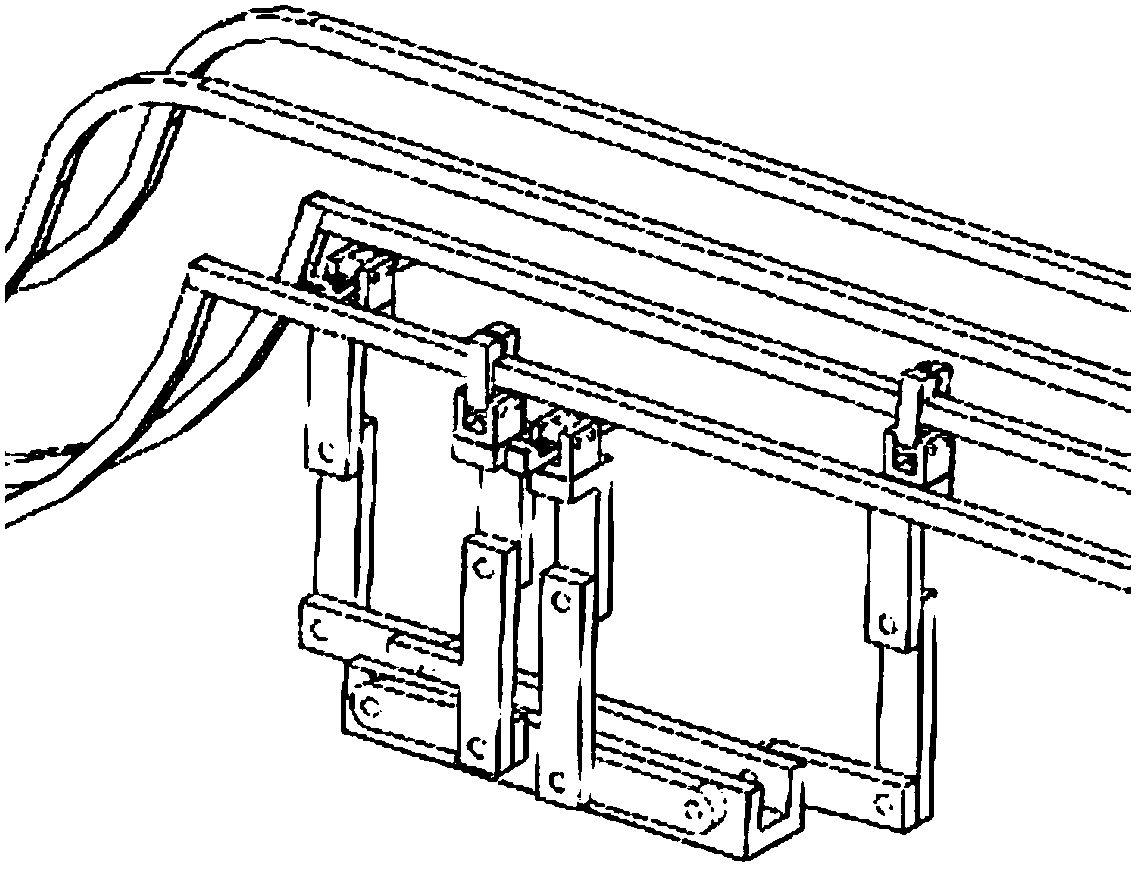 Mechanical structure and obstacle-surmounting method of four-manipulator-arm climbing line-inspecting robot