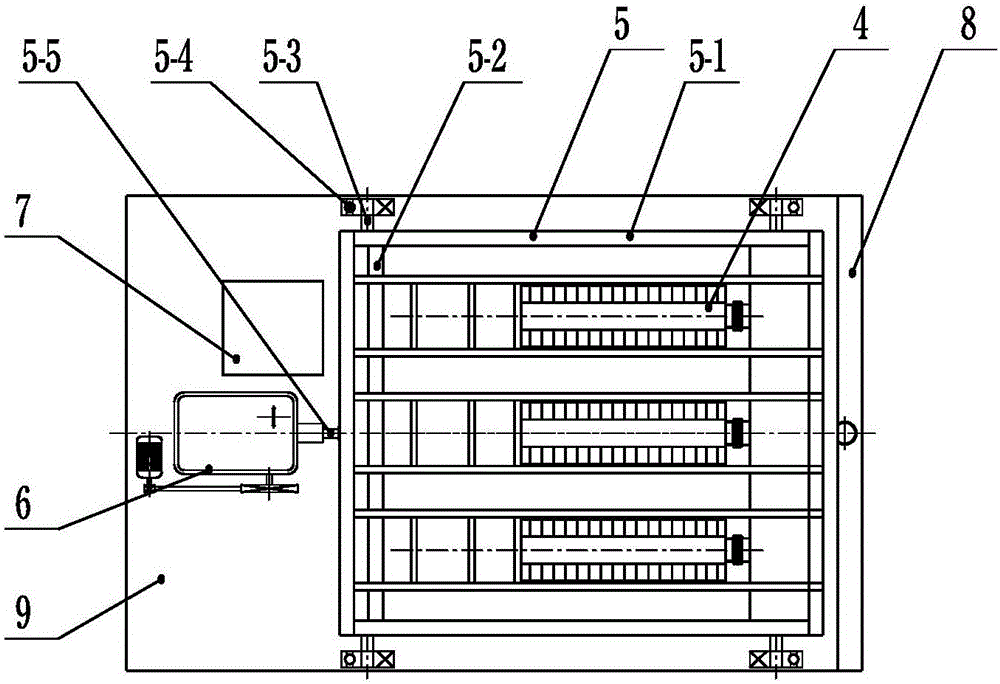 A reciprocating motion inclined plate box thickening classifier