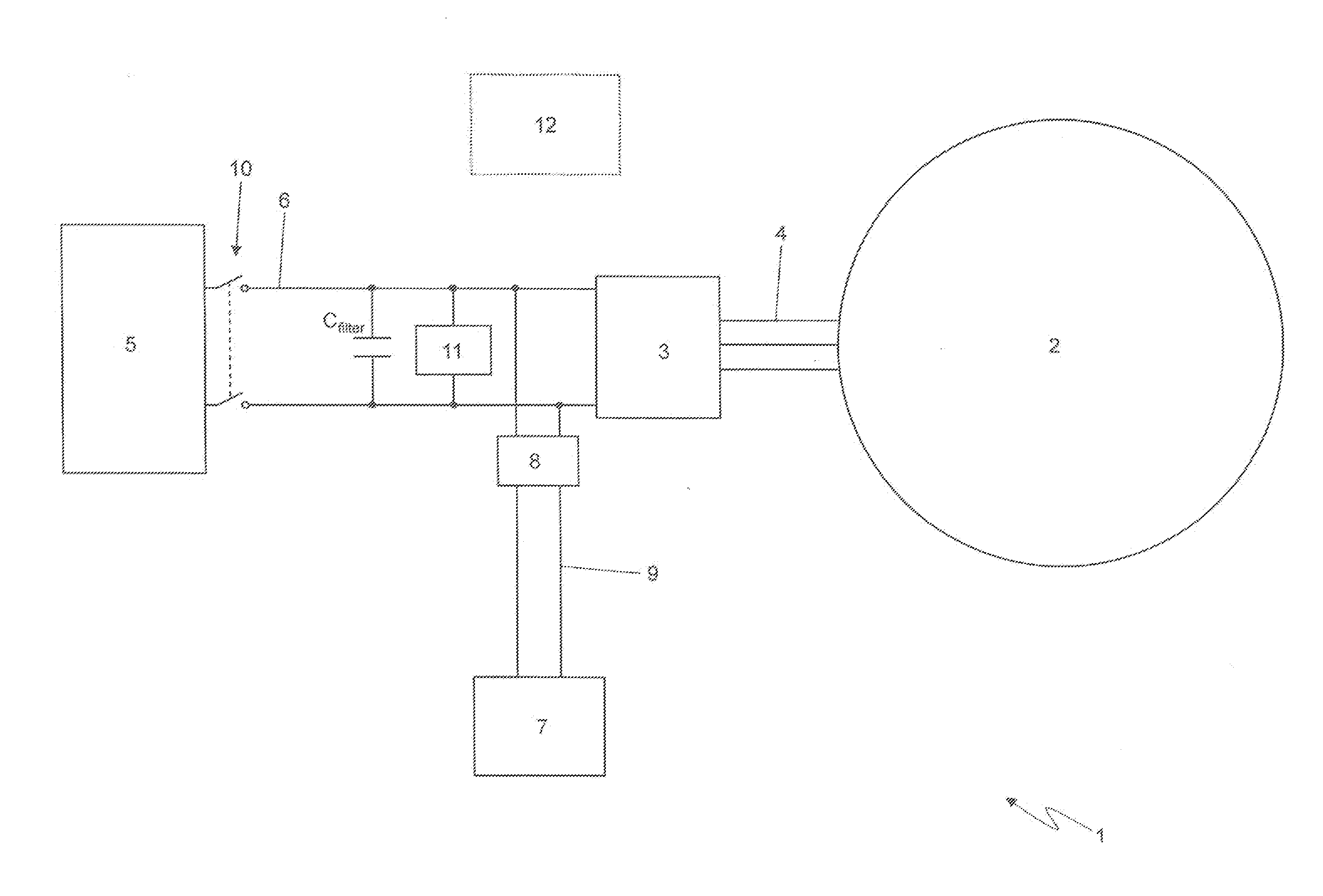 Discharge device and discharge method to actively discharge a capacitor used in the electric-power system of an electric drive vehicle