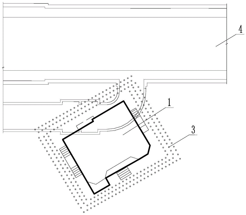 Construction method of subway tunnel passing through building in fractured rock formation