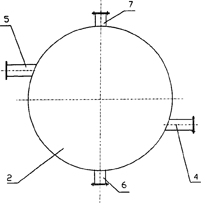 A closed-type external ice thawing ice-accumulating chamber