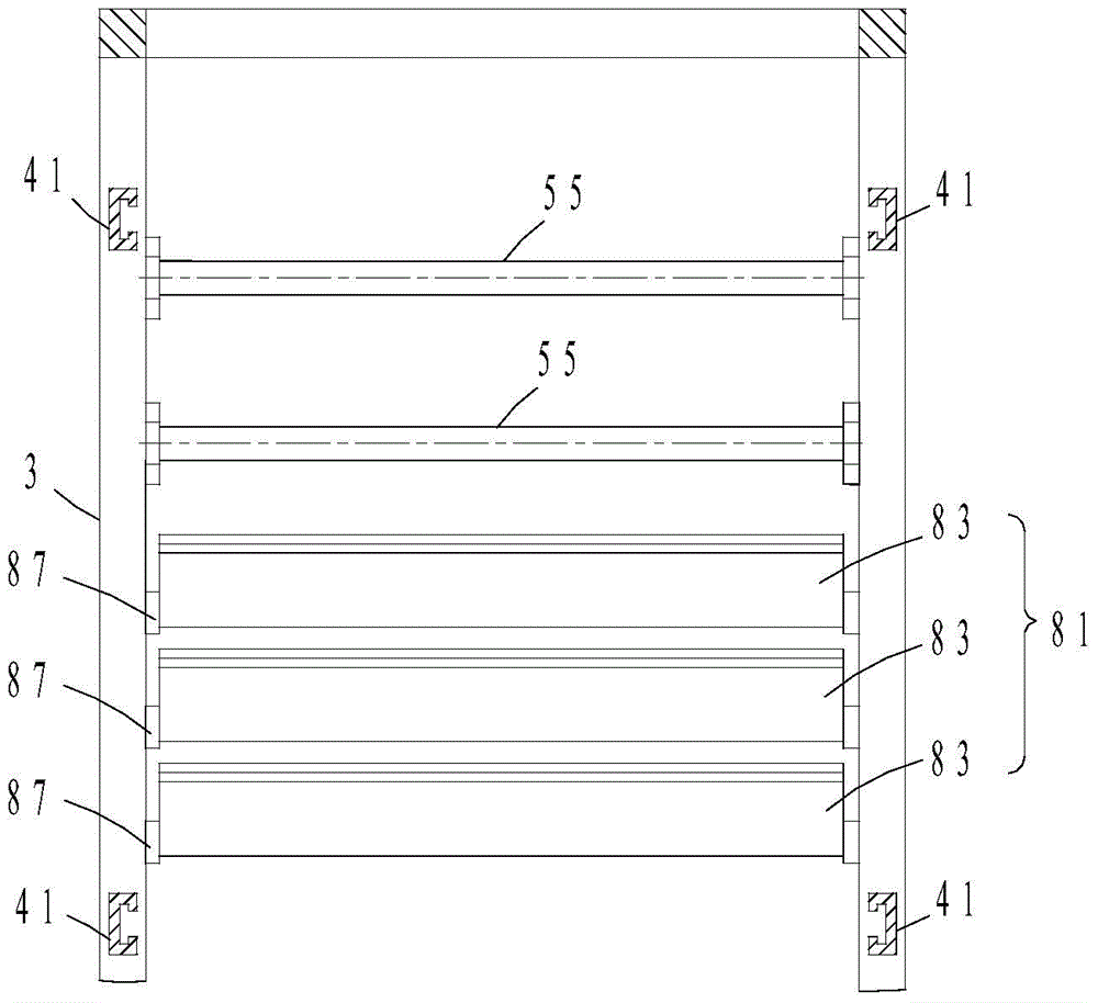 Feeding system for production of seamless air duct cloth