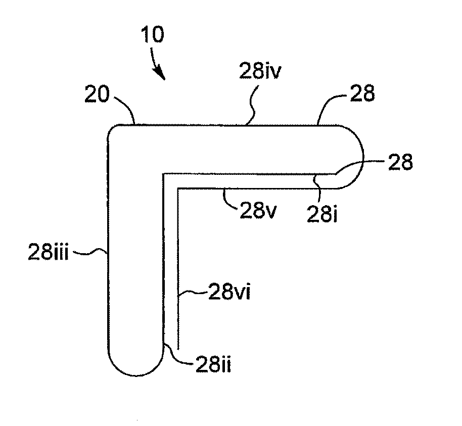 Paperboard corner, and method of manufacturing the same