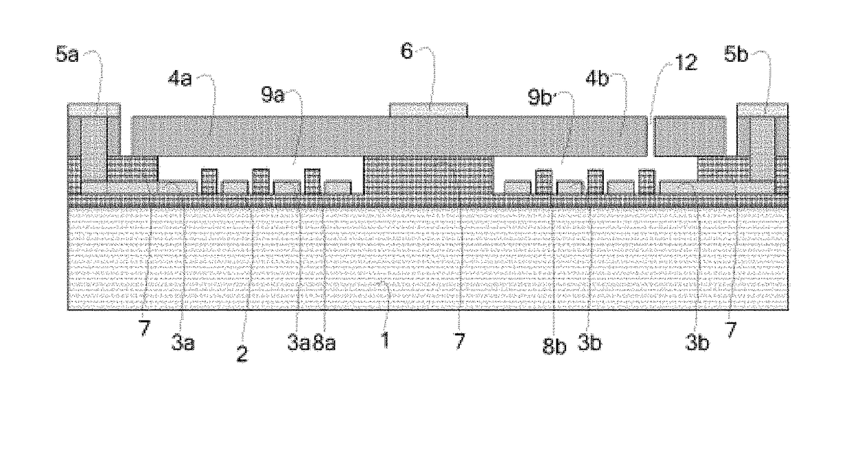 Quasi-differential capacitive MEMS pressure sensor and manufacturing methods thereof