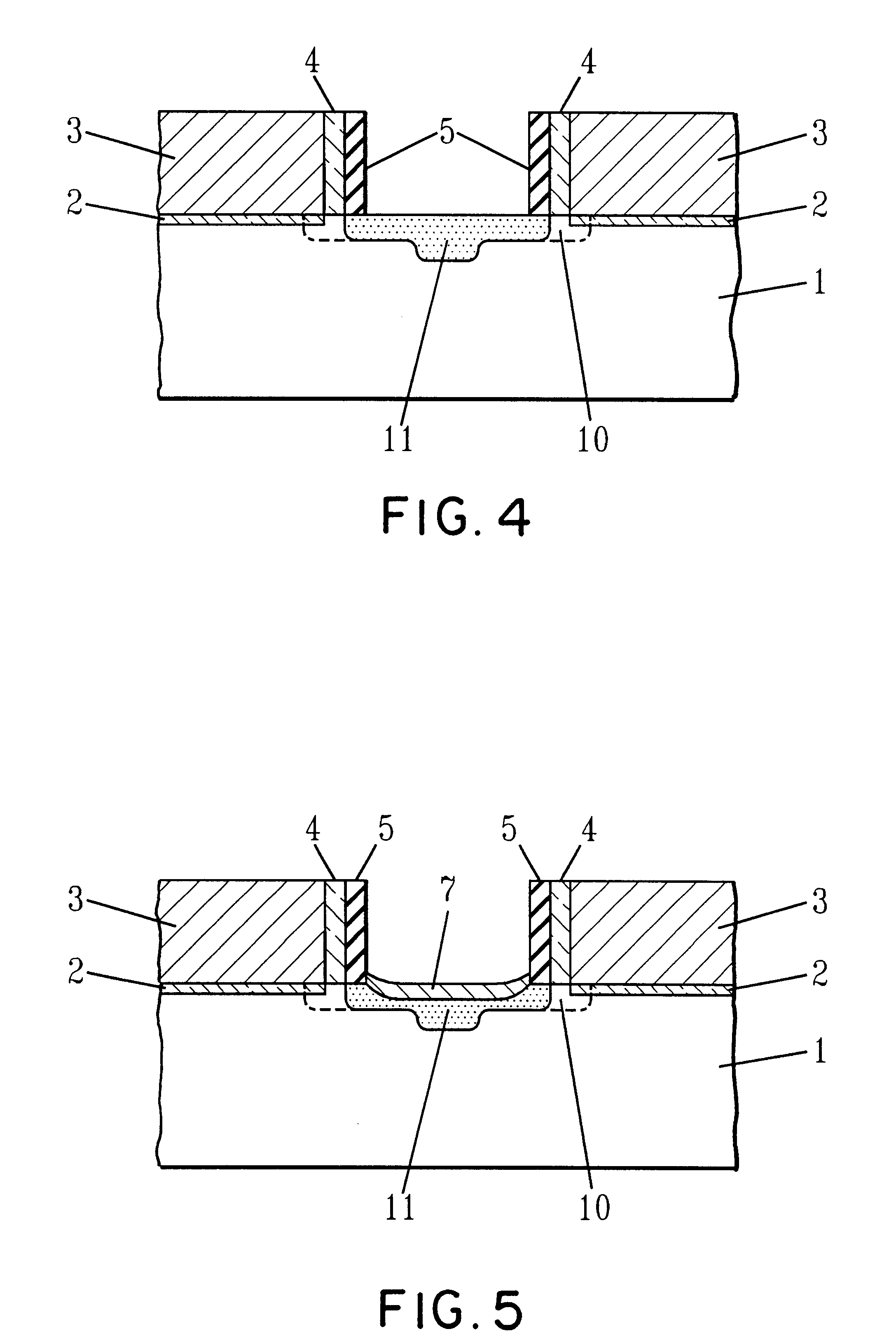 Semiconductor structure having reduced silicide resistance between closely spaced gates and method of fabrication