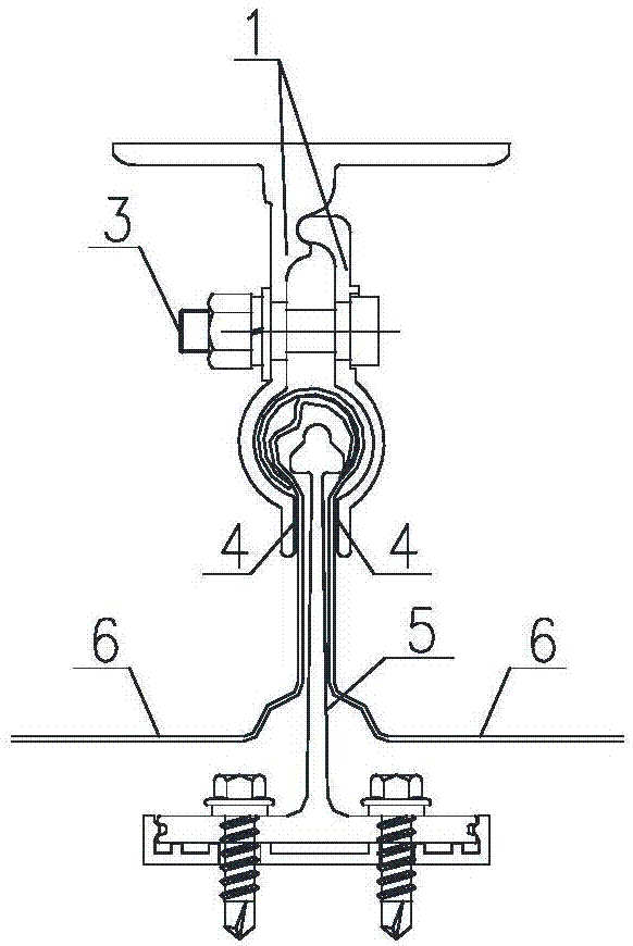 Wind resistant clamp allowing upright lockrand roofing boards to move longitudinally