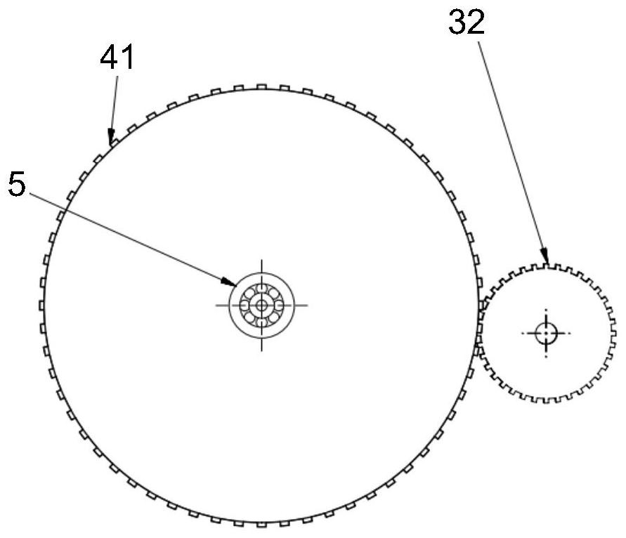 High-precision rolling bearing friction torque testing device and method