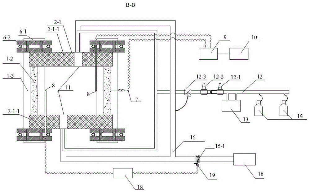 Shear wall fire exposure testing device under vertical load effect