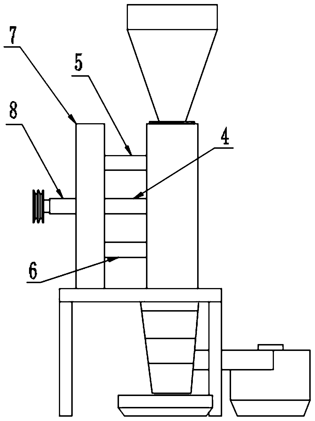 Rice huller for stripping rice husks off by applying differential gear