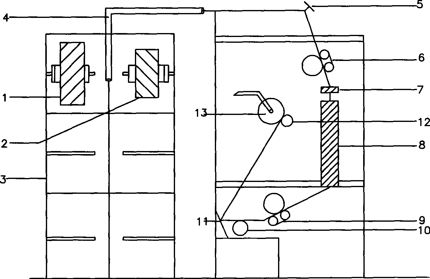 Method for producing ultra-low-shrinkage composite crystal fibrilia and apparatus thereof