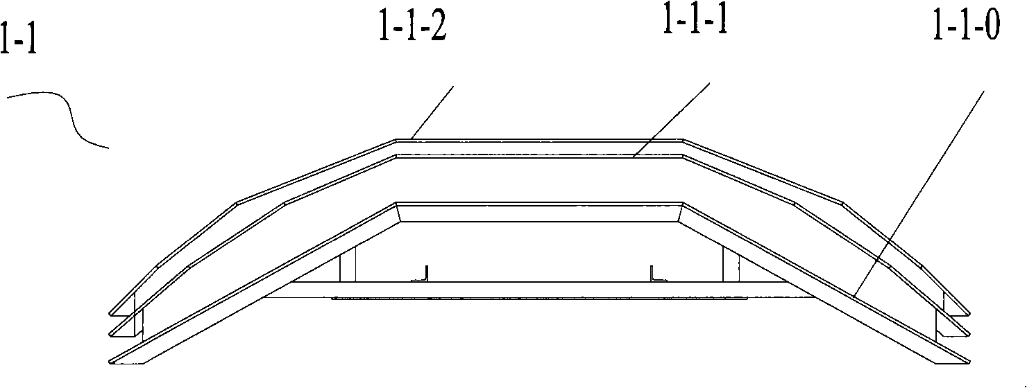 Railway freight safety door calibration device and railway freight safety door calibration vehicle