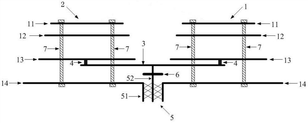 A horizontally polarized digital TV transmitting antenna array based on e-patches