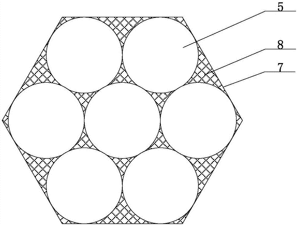 Single-spiral embedded excitation type magnesium vacuum reduction furnace adopting electromagnetic induction inner heating